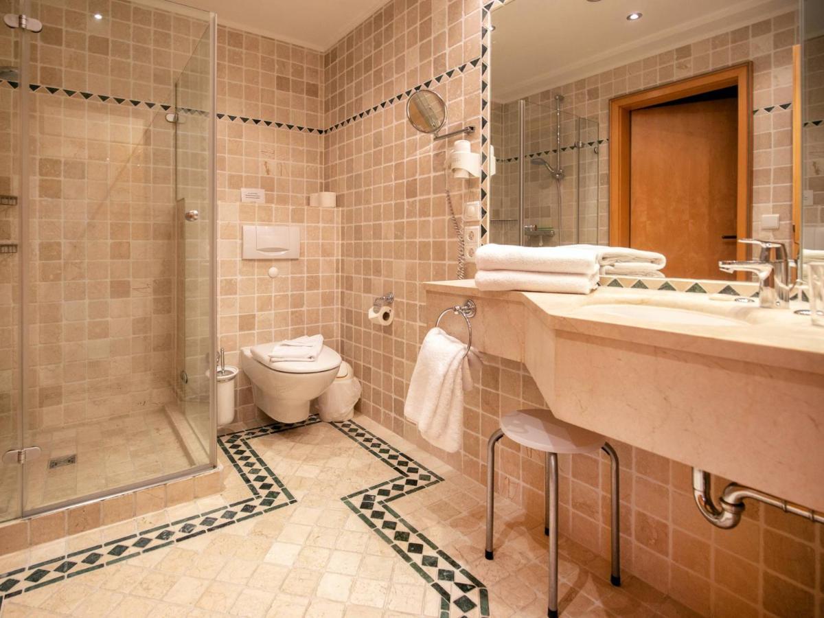 Apartment Mit 1 Schlafzimmer Und Balkon Ah 627